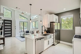 2932 E 13th St in Austin, TX - Foto de edificio - Building Photo
