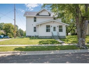 857 Bradley Ave in Gibbon, MN - Building Photo - Building Photo