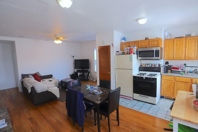 property at 423 Jackson St