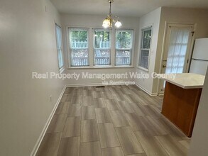 1811 Kelly Glen Dr in Apex, NC - Building Photo - Building Photo