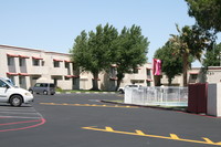 New Desert Vista Apartments photo'