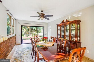 1803 Rupert St in McLean, VA - Building Photo - Building Photo