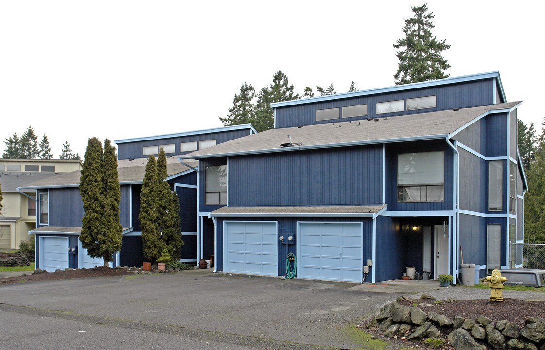 12121 105th Ave. Ct E in Puyallup, WA - Building Photo