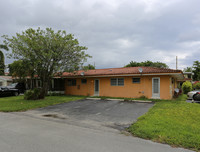 1101 Apartments in Fort Lauderdale, FL - Building Photo - Building Photo