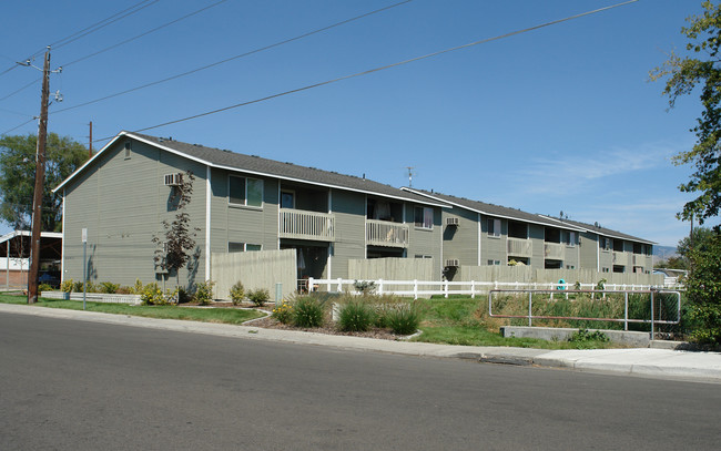 Towne Apartments