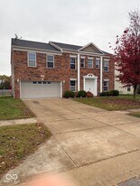 667 Timeless Run in Greenwood, IN - Building Photo