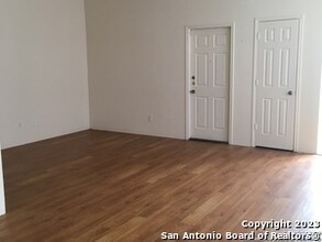 6304 Green Top Dr in San Antonio, TX - Building Photo - Building Photo