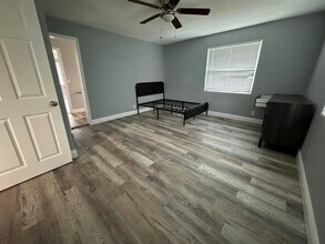 641 Fremont Ave in Daytona Beach, FL - Building Photo - Building Photo