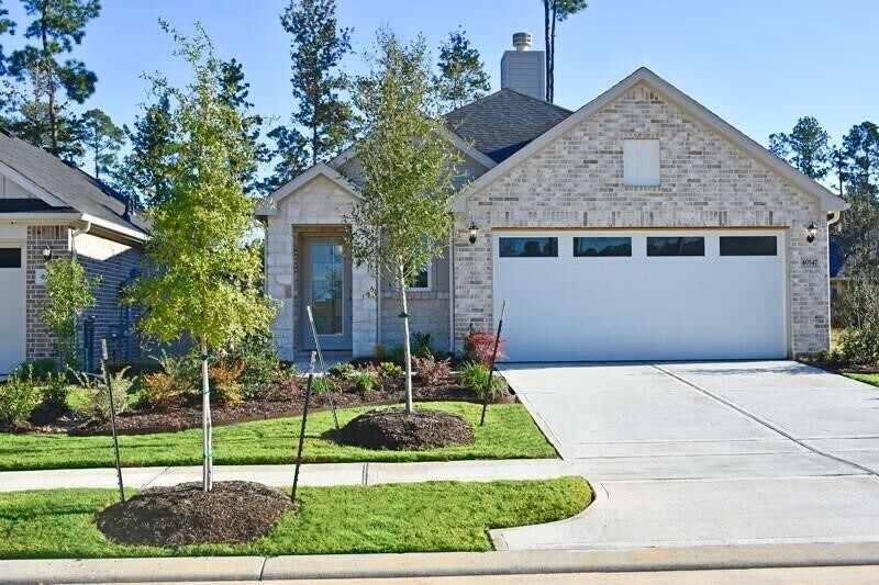 40547 Berylline Ln. in Magnolia, TX - Building Photo