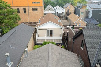 1742 W Crystal St, Unit 2 in Chicago, IL - Building Photo - Building Photo