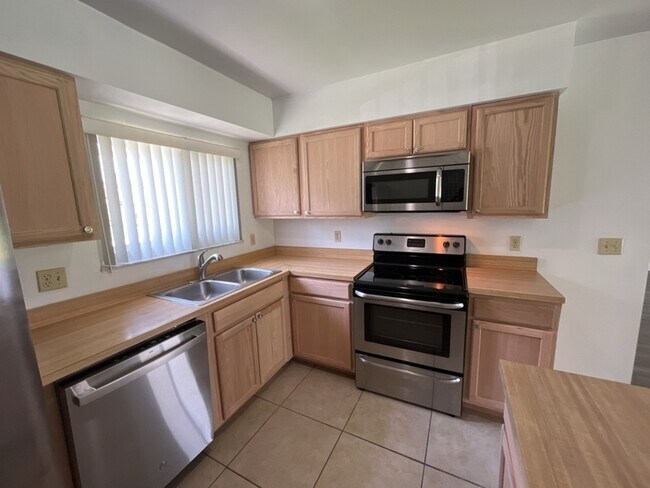 5523 Westbrook Dr in Orlando, FL - Building Photo - Building Photo