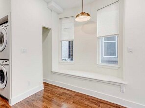 4219 W Girard Ave in Philadelphia, PA - Building Photo - Building Photo