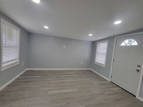 853 Kim Moor Rd in Peoria, IL - Building Photo - Building Photo