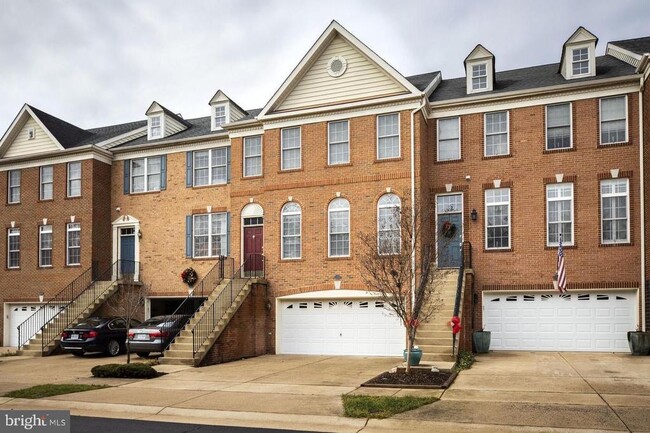 property at 25859 Kirkwood Square