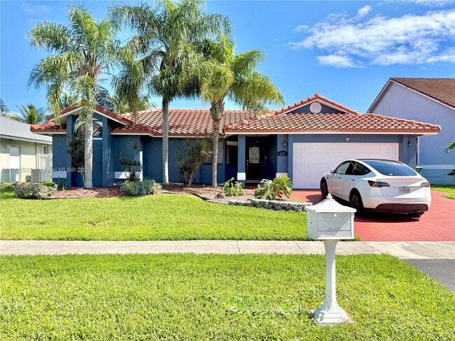 670 SE 4th Ct in Dania Beach, FL - Building Photo - Building Photo