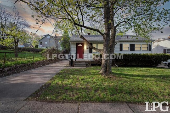 property at 1930 Bonfield Dr