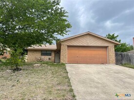 213 Blanket Dr in Copperas Cove, TX - Building Photo