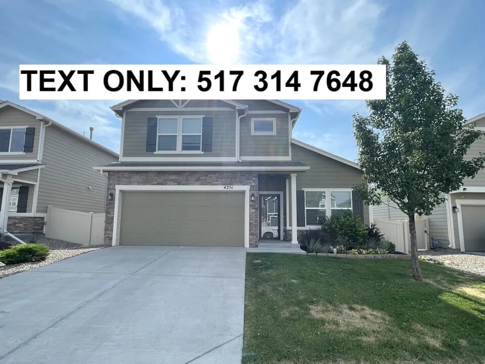 4243 Prairie Agate Dr in Colorado Springs, CO - Building Photo