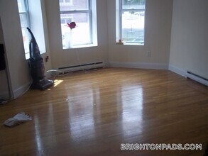 199 Strathmore Rd in Boston, MA - Foto de edificio - Building Photo