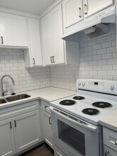 966 W 11th St in Los Angeles, CA - Building Photo - Building Photo