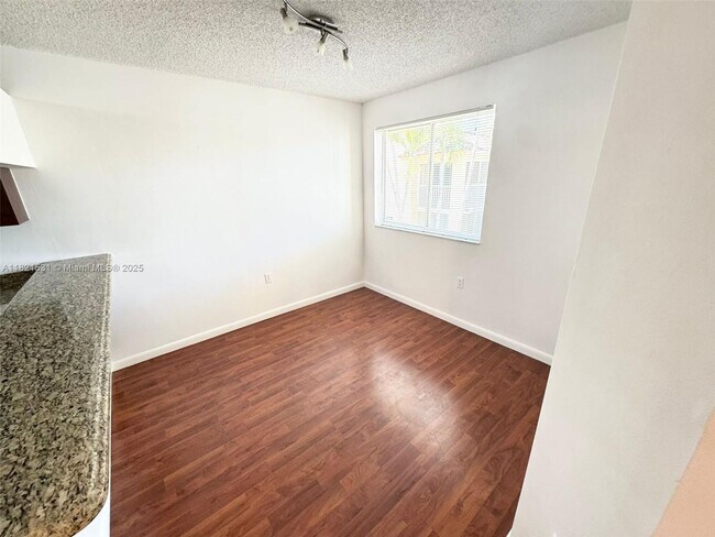 16203 Glenmoor Dr, Unit 16203 in West Palm Beach, FL - Building Photo - Building Photo