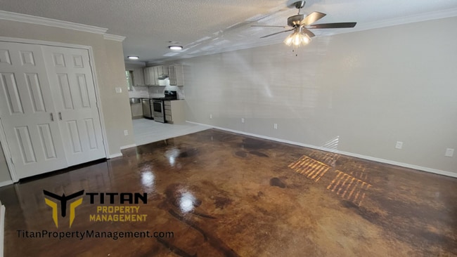 2014 Watts Rd-Unit -2014 Watts Rd. Apt B in Benton, AR - Building Photo - Building Photo