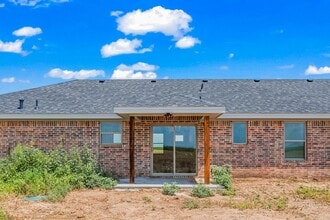 11005 N County Rd 2800 in Lubbock, TX - Building Photo - Building Photo