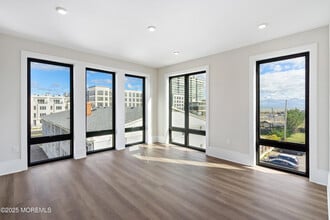 215 2nd Ave in Asbury Park, NJ - Building Photo - Building Photo