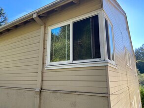 2200 Mountain Blvd in Oakland, CA - Building Photo - Building Photo