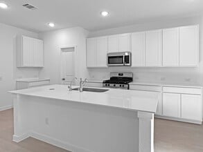 3629 Scooter Dm in San Antonio, TX - Building Photo - Building Photo