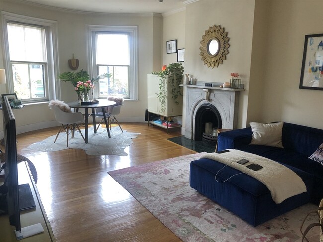 property at 623 Tremont St