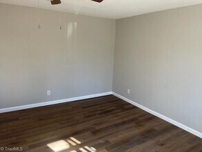 1471 US-52, Unit 3 in Pilot Mountain, NC - Building Photo - Building Photo