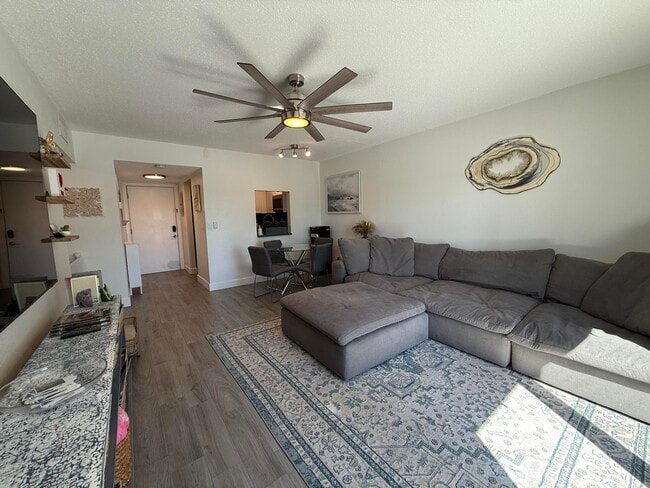 property at 950 S Kanner Hwy