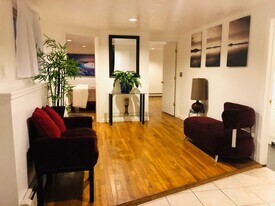 72 W 16th St, Unit Side in Deer Park, NY - Building Photo