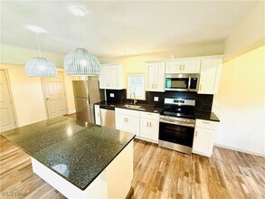 466 Efts Ln in Steubenville, OH - Building Photo - Building Photo