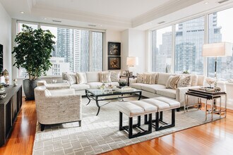 88 Davenport Rd in Toronto, ON - Building Photo - Building Photo