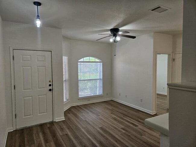 2002 Caspian Cove in Round Rock, TX - Building Photo - Building Photo