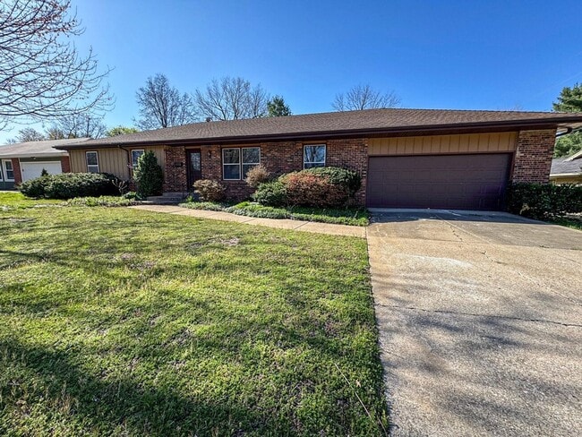 property at 2238 E Raynell St