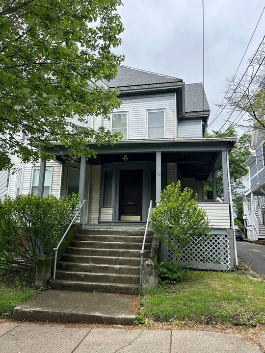 50 Dartmouth St in Somerville, MA - Building Photo