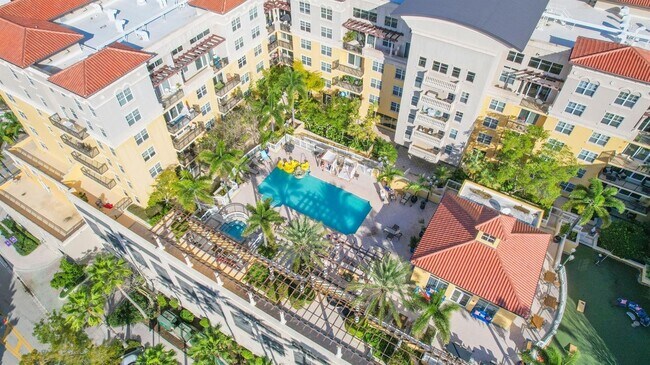 101 Plaza Real S in Boca Raton, FL - Building Photo - Building Photo