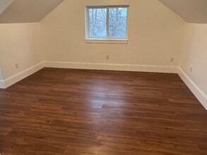 710 Lawrence St-Unit -#4 in Belle Fourche, SD - Building Photo - Building Photo