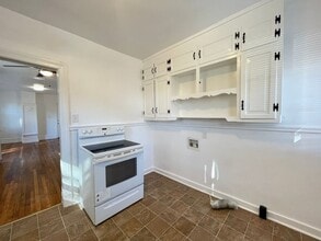 23707 US-58 in Baskerville, VA - Foto de edificio - Building Photo