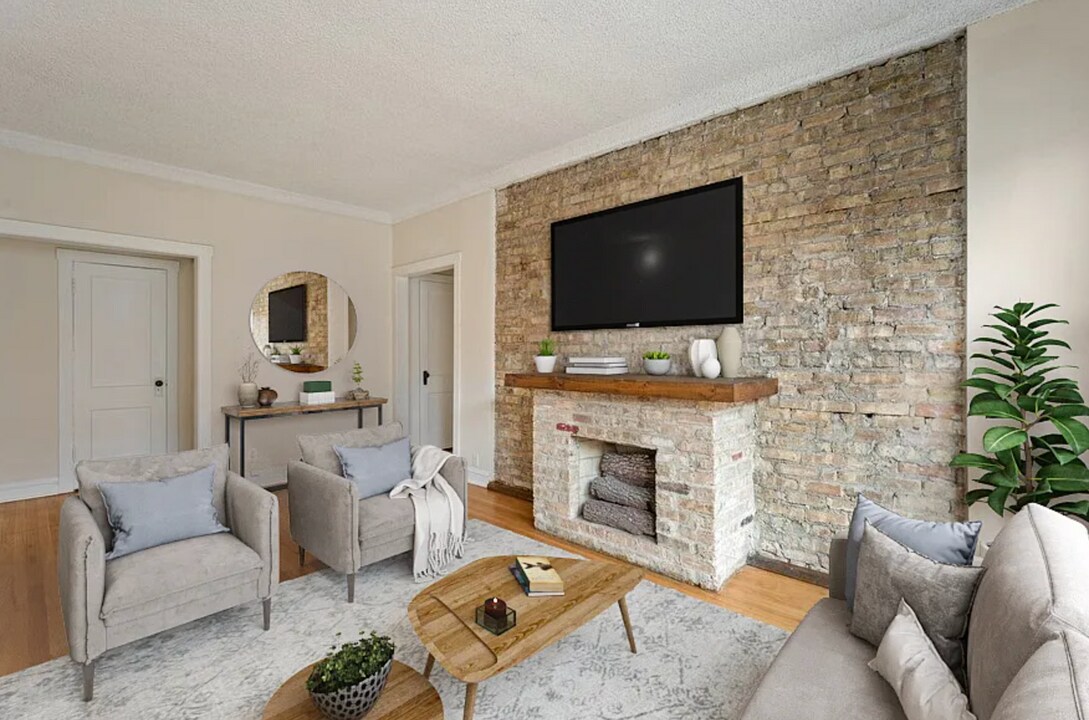 3523 N Racine Ave, Unit W3 in Chicago, IL - Building Photo