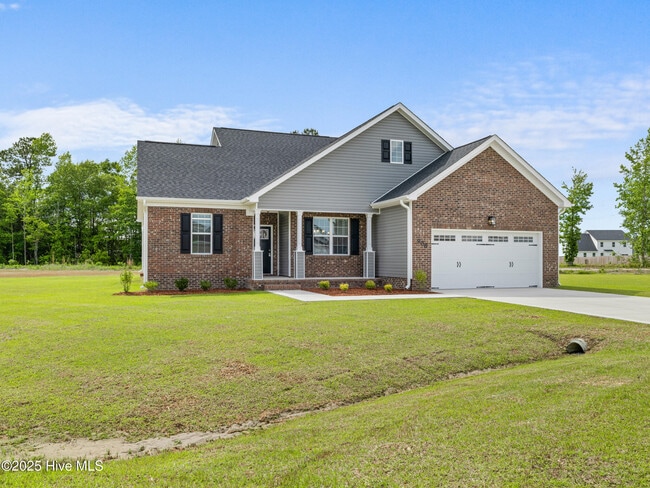 908 Freewoods Ct in Jacksonville, NC - Building Photo - Building Photo