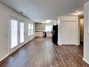 1208 Mallory Ln in Durham, NC - Building Photo - Building Photo