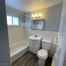 20365 Lorain Rd in Fairview Park, OH - Building Photo - Building Photo