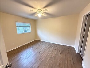 2217 Leda Ave S in Lehigh Acres, FL - Building Photo - Building Photo