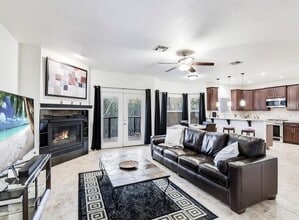 9326 Knoll Crest Loop in Austin, TX - Building Photo - Building Photo