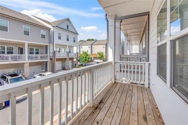 property at 2106 Irvin Ct