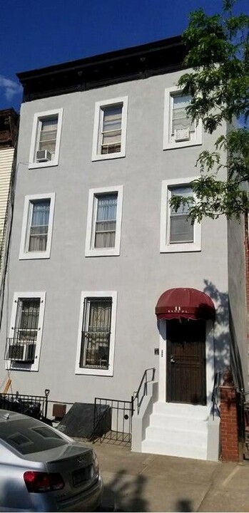 11 Kane Pl in Brooklyn, NY - Building Photo